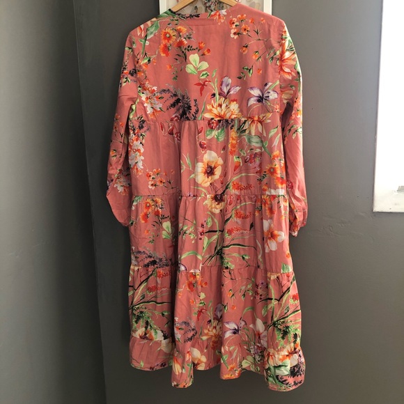 Zara Pretty Tiered Mididress - Picture 7 of 11